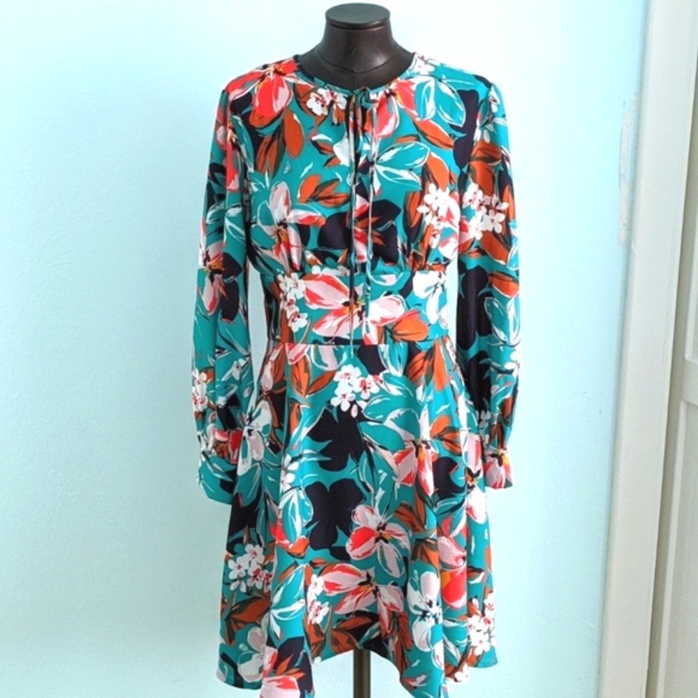 Alexa Admore floral print dress NWT